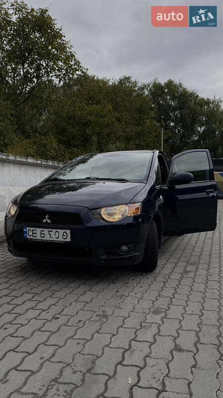 Хэтчбек Mitsubishi Colt 2012 в Черновцах
