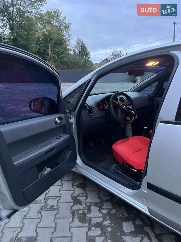 Хэтчбек Mitsubishi Colt 2006 в Баре