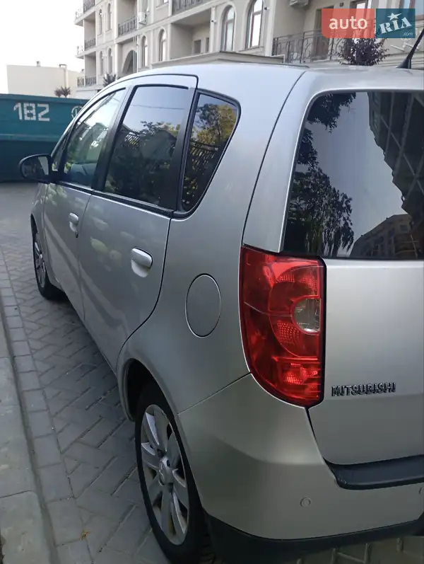 Mitsubishi Colt