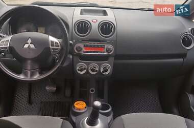 Хетчбек Mitsubishi Colt 2012 в 