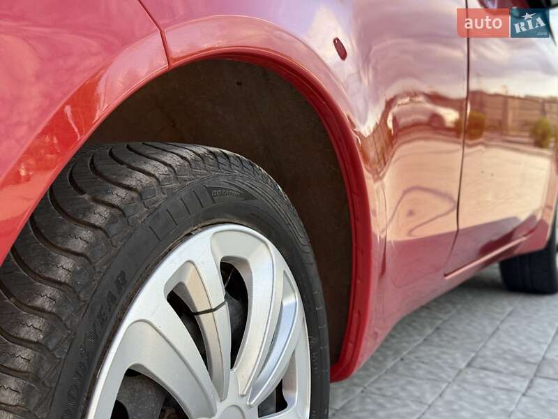 Хэтчбек Mitsubishi Colt 2009 в Львове