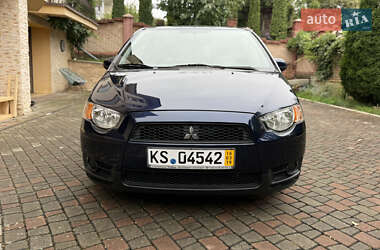 Хэтчбек Mitsubishi Colt 2012 в 