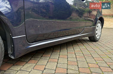 Хэтчбек Mitsubishi Colt 2012 в 