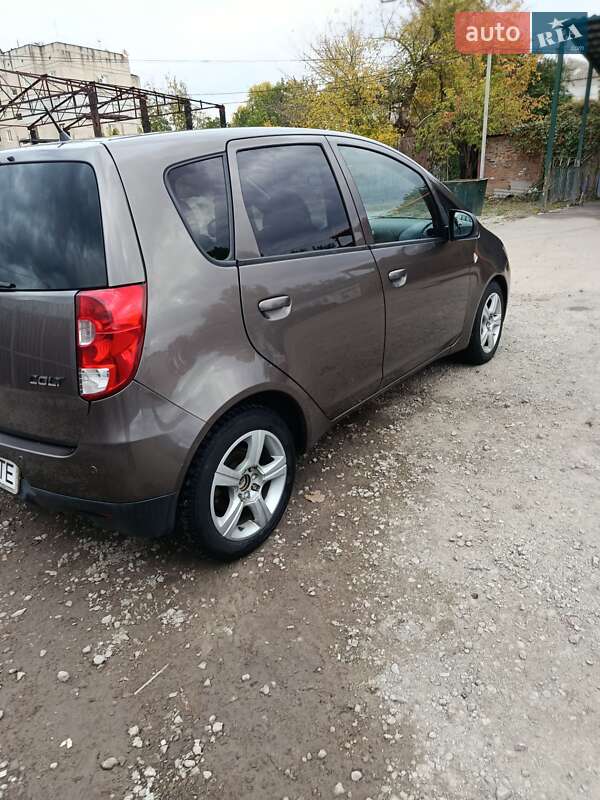 Хэтчбек Mitsubishi Colt 2011 в Балаклее