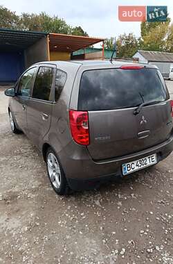 Хетчбек Mitsubishi Colt 2011 в 