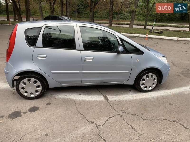 Хэтчбек Mitsubishi Colt 2005 в Львове