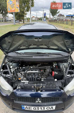 Хетчбек Mitsubishi Colt 2012 в 