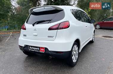 Хэтчбек Mitsubishi Colt 2010 в 