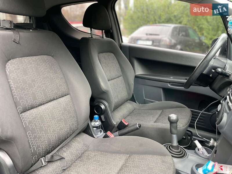Хэтчбек Mitsubishi Colt 2010 в Киеве