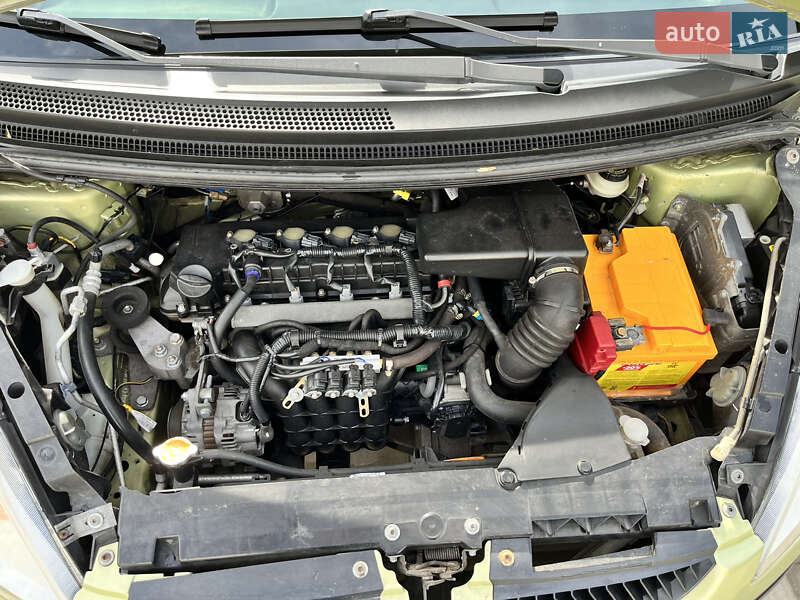 Хэтчбек Mitsubishi Colt 2005 в Полтаве