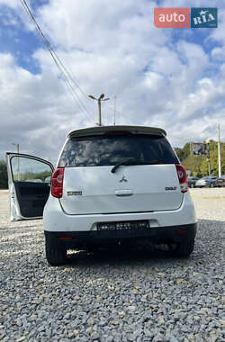Хэтчбек Mitsubishi Colt 2010 в 