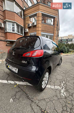 Хетчбек Mitsubishi Colt 2008 в 