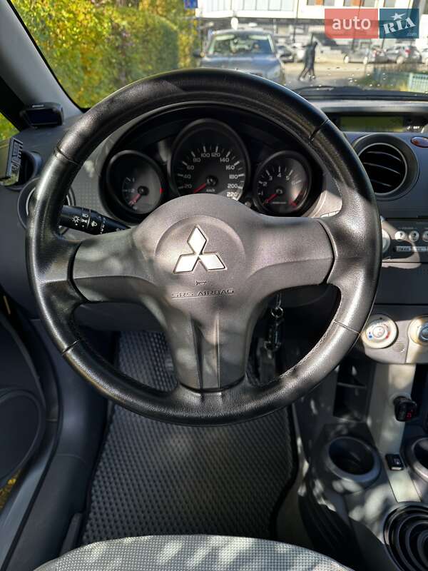 Кабріолет Mitsubishi Colt 2007 в Тернополі фото 5 Кабріолет Mitsubishi Colt 2007 в Тернополі
