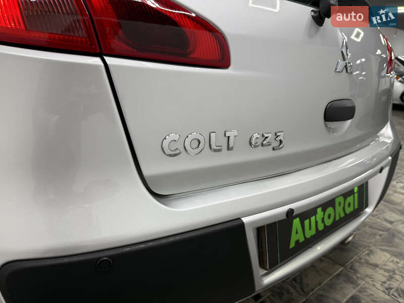 Хэтчбек Mitsubishi Colt 2006 в Одессе