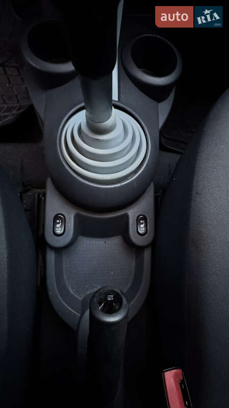 Хетчбек Mitsubishi Colt 2007 в Білгороді-Дністровському фото 19 Хетчбек Mitsubishi Colt 2007 в Білгороді-Дністровському