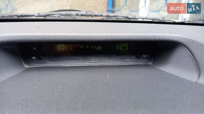 Хетчбек Mitsubishi Colt 2006 в Львові фото 16 Хетчбек Mitsubishi Colt 2006 в Львові