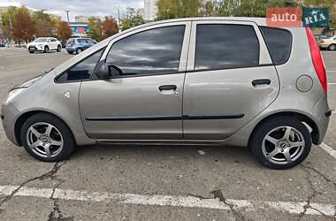 Хетчбек Mitsubishi Colt 2008 в  фото 11 Хетчбек Mitsubishi Colt 2008 в