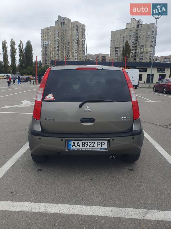 Хетчбек Mitsubishi Colt 2008 в Києві