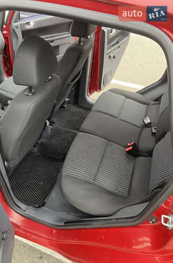 Хетчбек Mitsubishi Colt 2008 в 