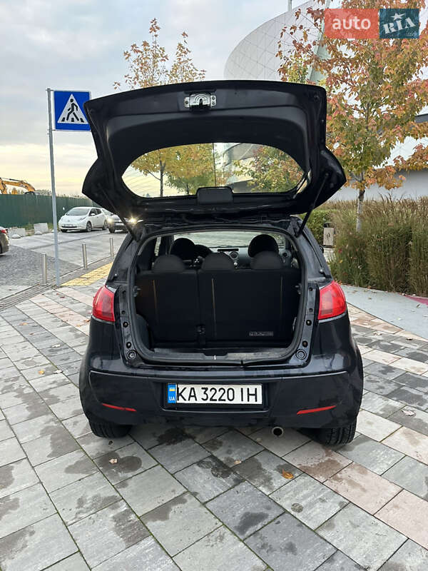 Хетчбек Mitsubishi Colt 2008 в Києві фото 7 Хетчбек Mitsubishi Colt 2008 в Києві