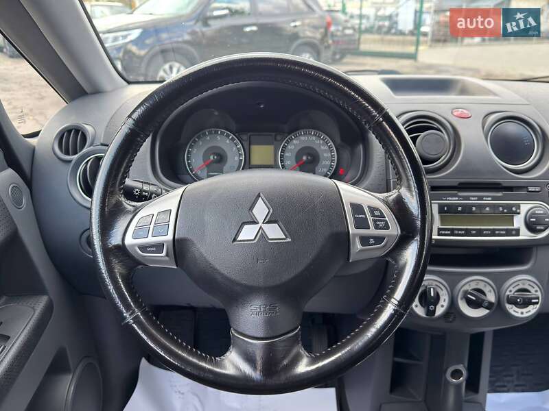 Хетчбек Mitsubishi Colt 2011 в Львові фото 16 Хетчбек Mitsubishi Colt 2011 в Львові