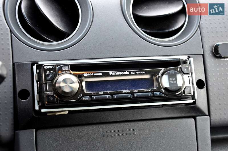 Хэтчбек Mitsubishi Colt 2004 в Львове