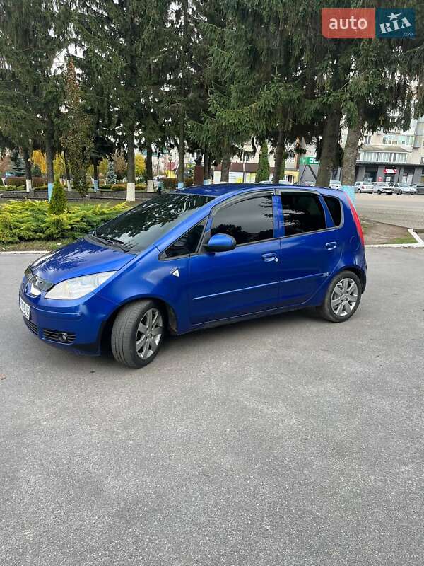Хетчбек Mitsubishi Colt 2006 в Калинівці