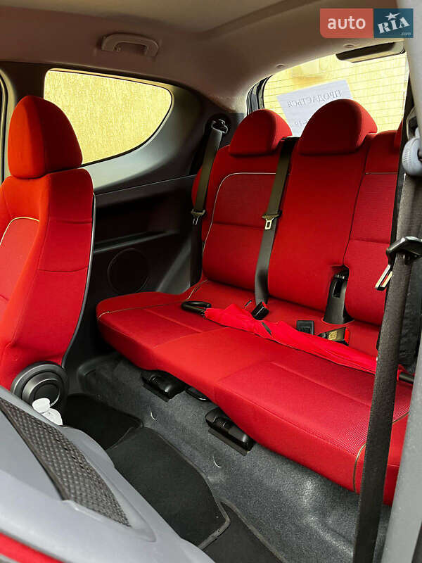 Хетчбек Mitsubishi Colt 2005 в Самборі фото 6 Хетчбек Mitsubishi Colt 2005 в Самборі