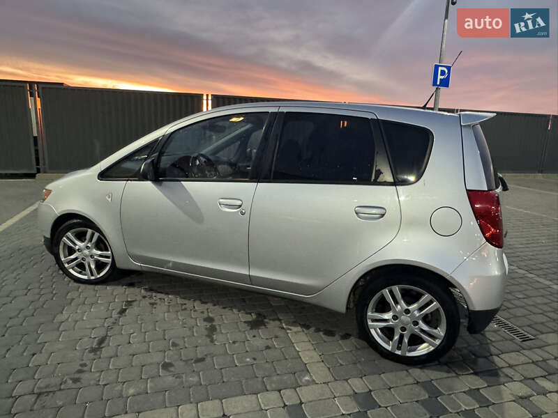 Хетчбек Mitsubishi Colt 2009 в Мукачевому фото 4 Хетчбек Mitsubishi Colt 2009 в Мукачевому