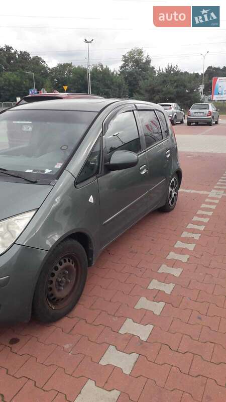 Хэтчбек Mitsubishi Colt 2005 в Звенигородке фото 2 Хэтчбек Mitsubishi Colt 2005 в Звенигородке