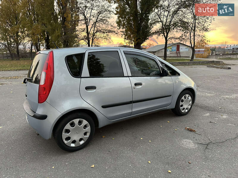 Хэтчбек Mitsubishi Colt 2007 в Черкассах фото 3 Хэтчбек Mitsubishi Colt 2007 в Черкассах