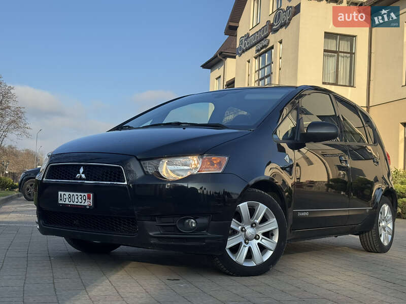 Хэтчбек Mitsubishi Colt 2011 в Стрые фото Хэтчбек Mitsubishi Colt 2011 в Стрые