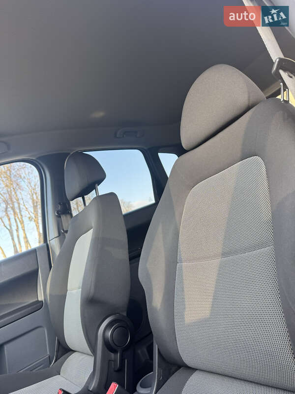 Хэтчбек Mitsubishi Colt 2011 в Стрые фото 13 Хэтчбек Mitsubishi Colt 2011 в Стрые