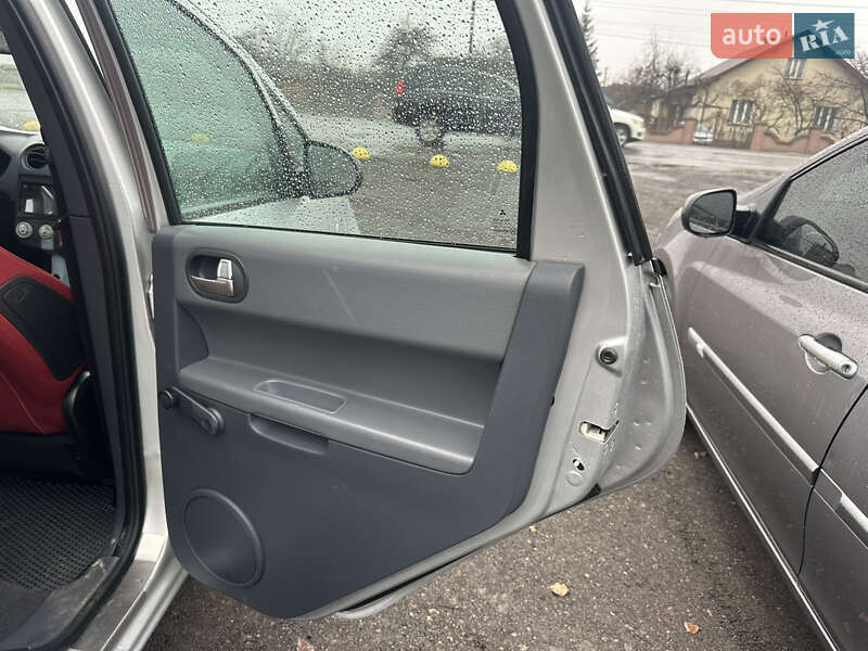 Хэтчбек Mitsubishi Colt 2006 в Ивано-Франковске