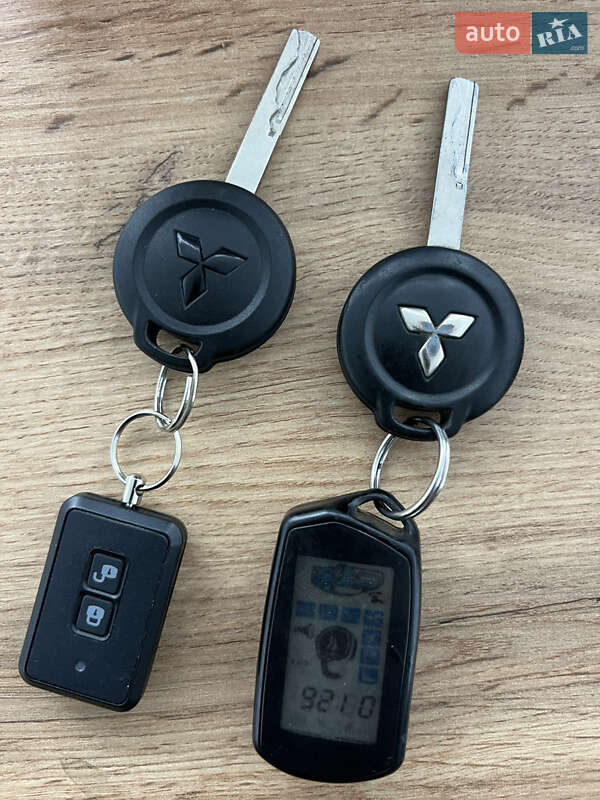 Хэтчбек Mitsubishi Colt 2006 в Ивано-Франковске