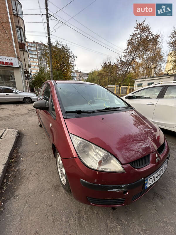 Mitsubishi Colt 2005