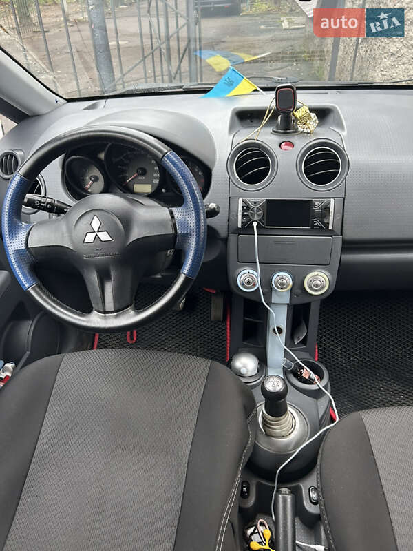 Хэтчбек Mitsubishi Colt 2005 в Черкассах