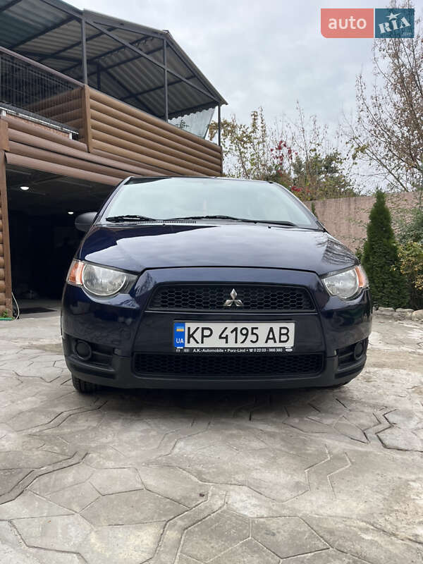Хэтчбек Mitsubishi Colt 2010 в Запорожье фото 3 Хэтчбек Mitsubishi Colt 2010 в Запорожье