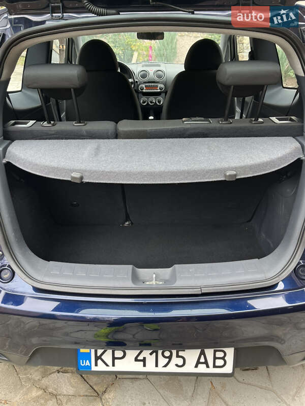 Хэтчбек Mitsubishi Colt 2010 в Запорожье фото 14 Хэтчбек Mitsubishi Colt 2010 в Запорожье