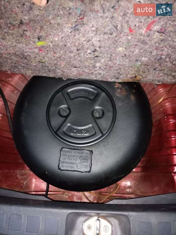 Хэтчбек Mitsubishi Colt 2005 в Ирпене