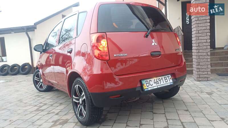 Хэтчбек Mitsubishi Colt 2008 в Дрогобыче