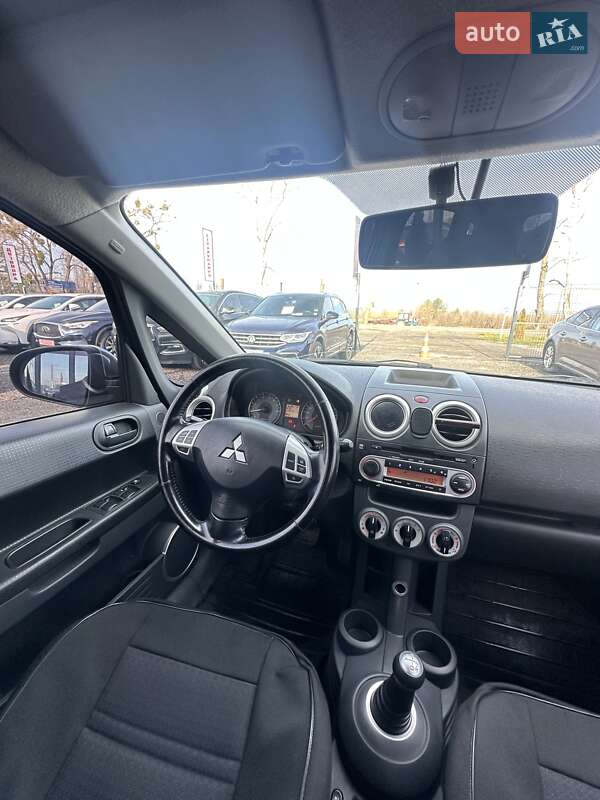 Хетчбек Mitsubishi Colt 2009 в Білогородці