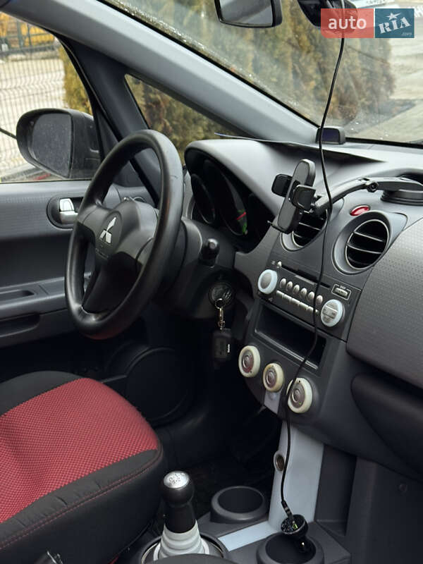 Хетчбек Mitsubishi Colt 2007 в Львові