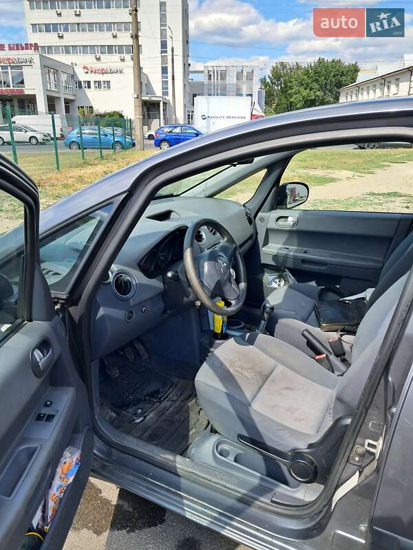 Хэтчбек Mitsubishi Colt 2007 в Киеве