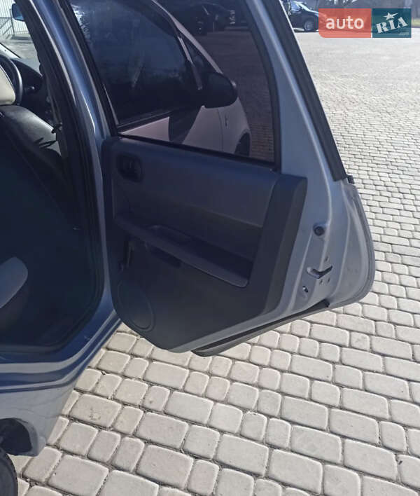 Хетчбек Mitsubishi Colt 2005 в Старокостянтинові