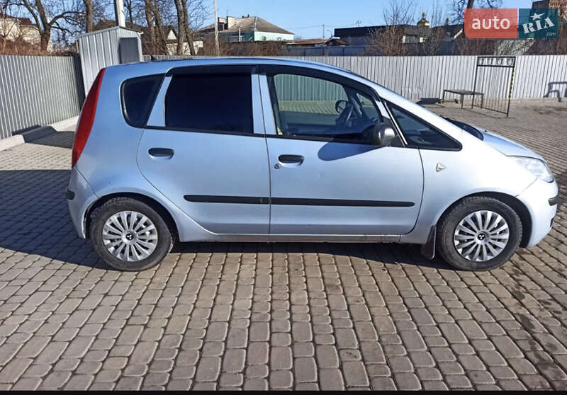 Хетчбек Mitsubishi Colt 2005 в Старокостянтинові