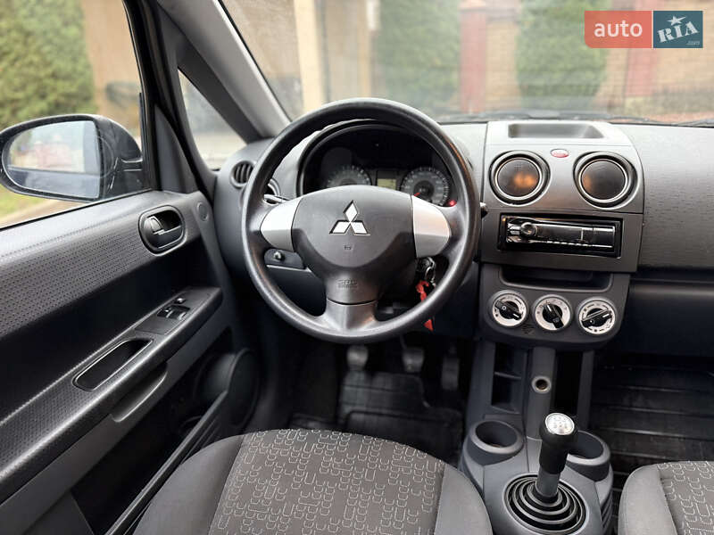 Хэтчбек Mitsubishi Colt 2009 в Черновцах фото 13 Хэтчбек Mitsubishi Colt 2009 в Черновцах