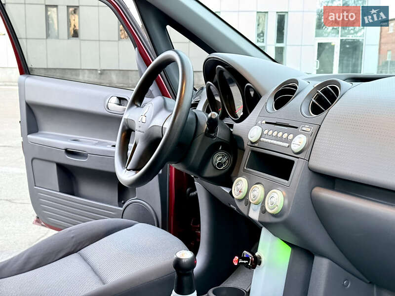 Хэтчбек Mitsubishi Colt 2007 в Днепре фото 22 Хэтчбек Mitsubishi Colt 2007 в Днепре