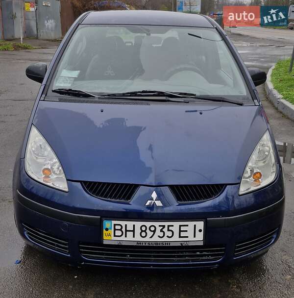 Хэтчбек Mitsubishi Colt 2007 в Одессе фото Хэтчбек Mitsubishi Colt 2007 в Одессе
