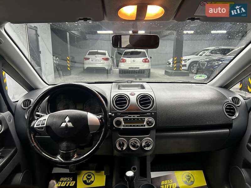 Хэтчбек Mitsubishi Colt 2012 в Черновцах фото 9 Хэтчбек Mitsubishi Colt 2012 в Черновцах